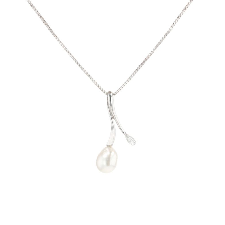 Collier perle et diamant 0.20 carat or blanc 7.80g Comme neuf -  reconditionné disponible sur Gemme Les Bijoux